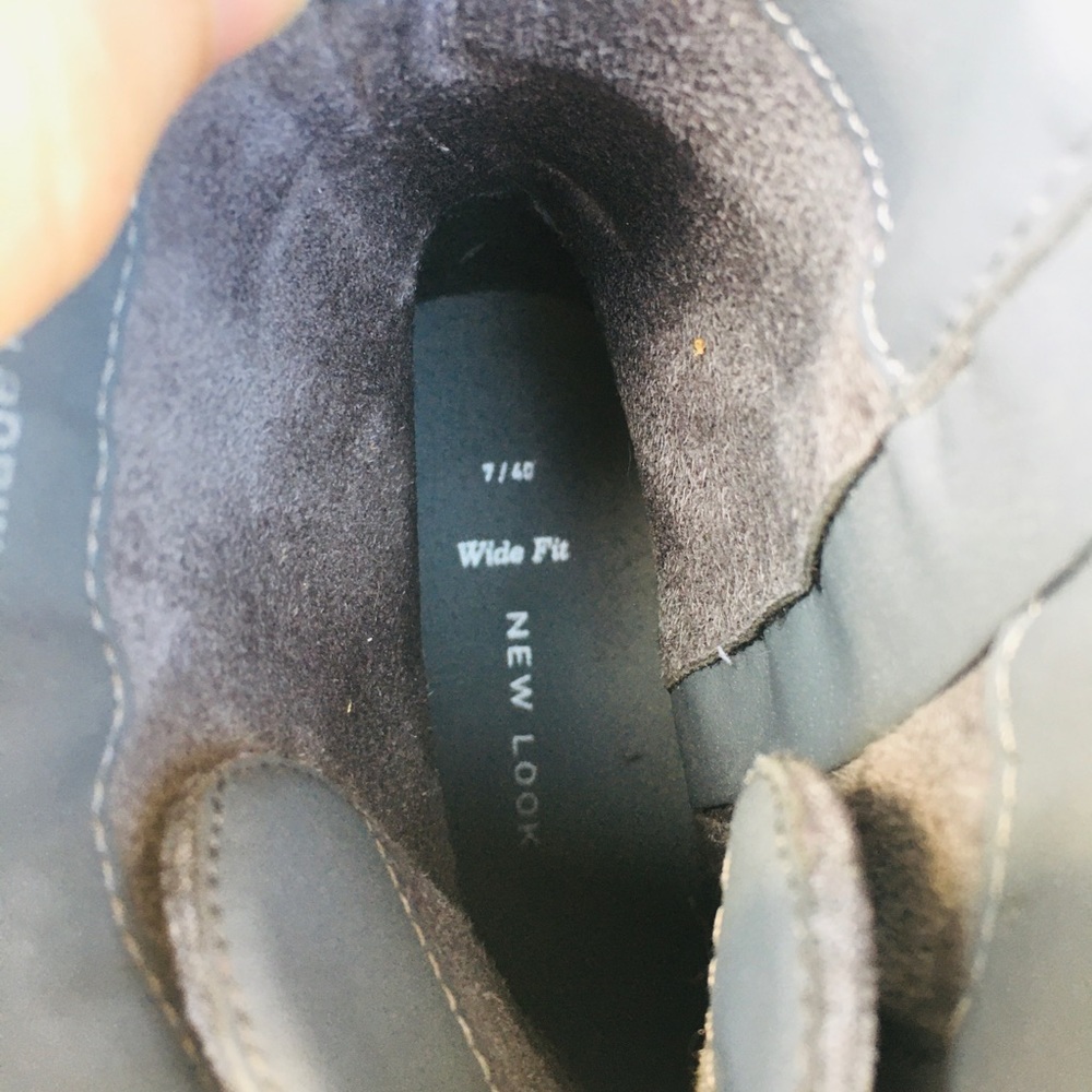 Asos crushed velvet platform boots - Picture 6 of 8